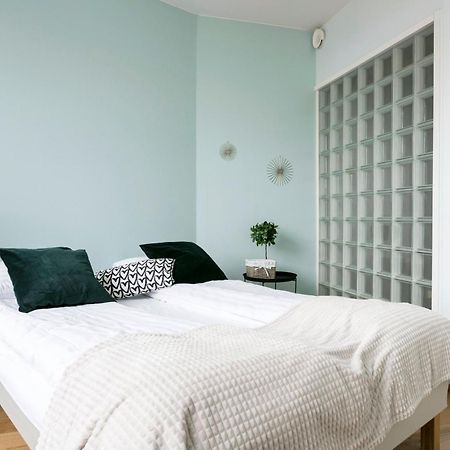 2Ndhomes Luxury Kamppi Center Apartment With Spa And Terrace Helsinki Exterior photo