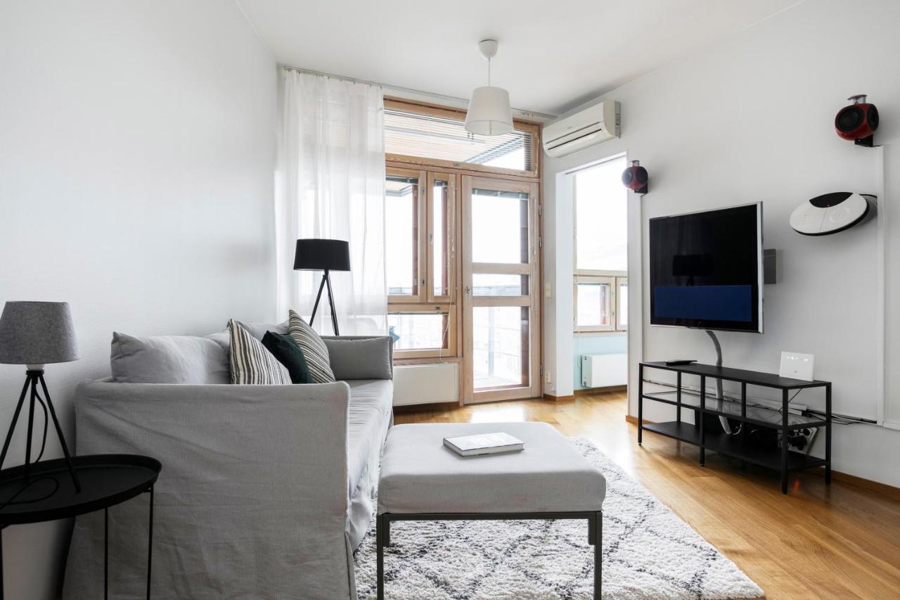 2Ndhomes Luxury Kamppi Center Apartment With Spa And Terrace Helsinki Exterior photo